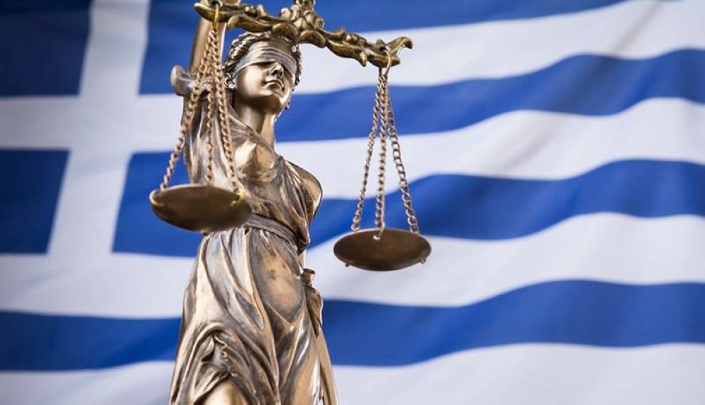 Comienza el juicio de mujer acusada de matar a sus tres hijas en Grecia