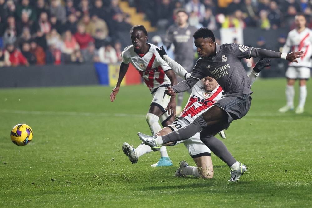 Real Madrid empata 3-3 con Rayo Vallecano y falla en su intento por ...