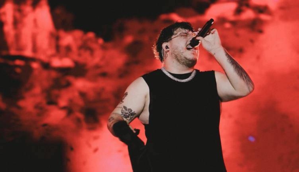 La banda triunfó en Sívar, en una noche ligeramente sernida por la lluvia. 