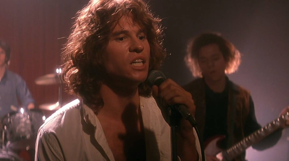 Val Kilmer como Jim Morrison en The Doors