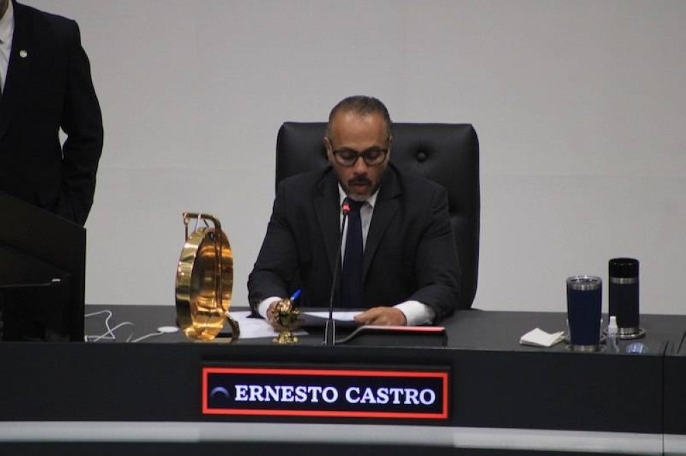 El diputado Ernesto Castro, presidente de la Asamblea Legislativa. / Alexander Montes.