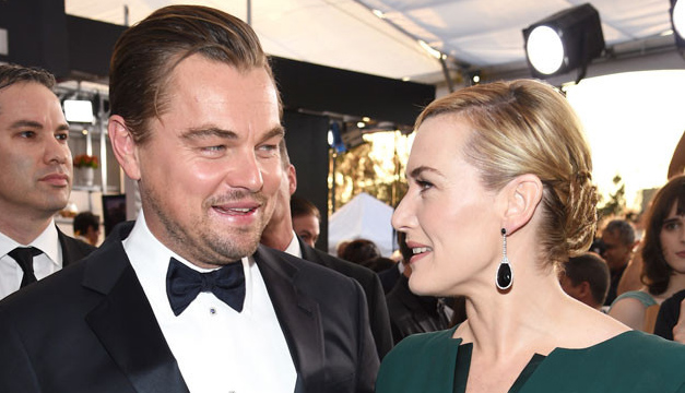 Leonardo Dicaprio junto a Kate. Fotografía tomada de: E! 