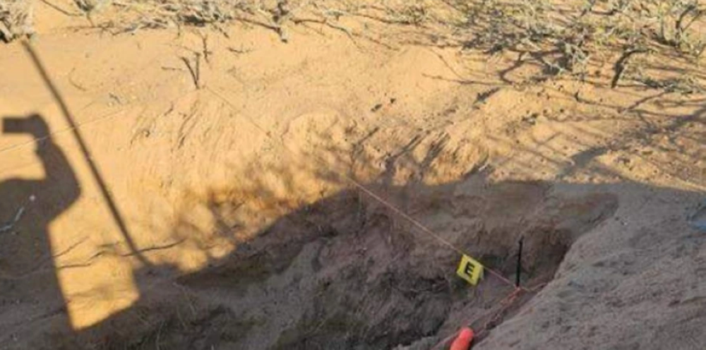 Localizan 12 cuerpos en fosas clandestinas del norte de México