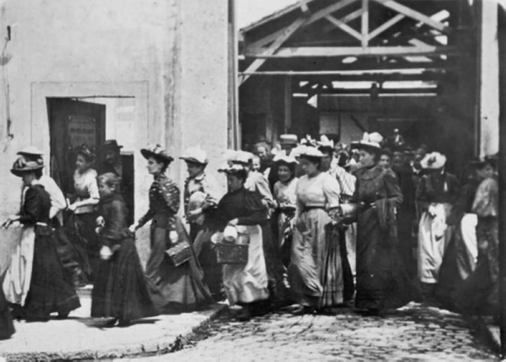 Hoy se cumplen 129 años de la primera exhibición comercial de cine