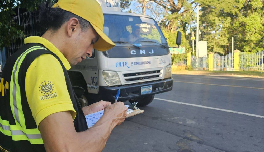 ¿Perderá la licencia definitivamente un conductor que reincida en conducción peligrosa?