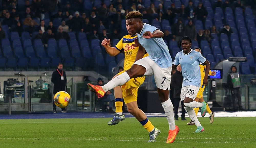 Atalanta salva el liderato in extremis, Inter se coloca a un punto