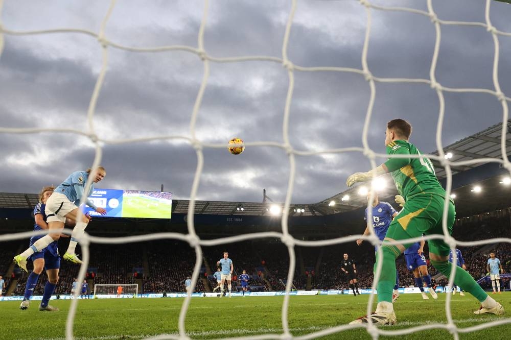 Manchester City se reencuentra con la victoria, 2-0 al Leicester