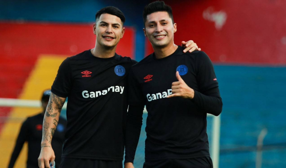 FAS empezó su pretemporada con Kevin Santamaría como novedad