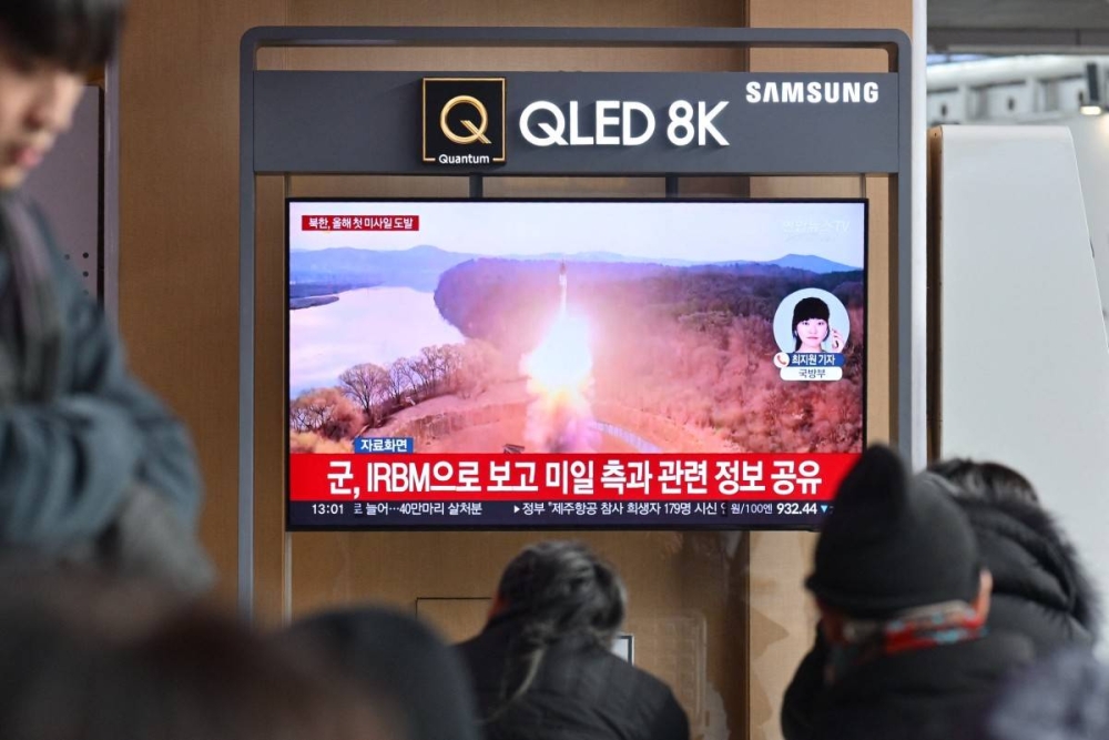 Corea del Norte lanza misil balístico durante visita de Blinken al Sur