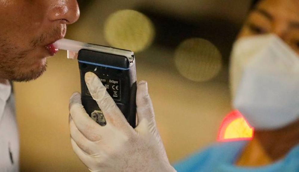 El domingo hubo 12 conductores detenidos bajo los efectos del alcohol