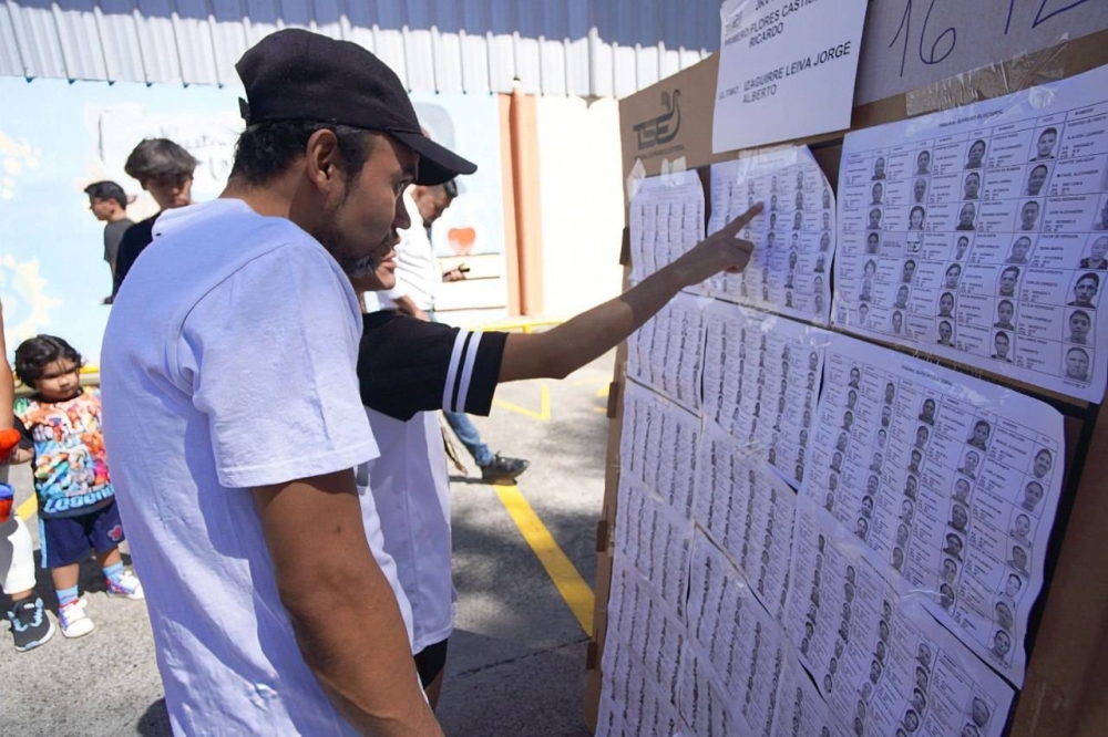 Más de 178,000 salvadoreños han sido depurados del registro electoral en cuatro años