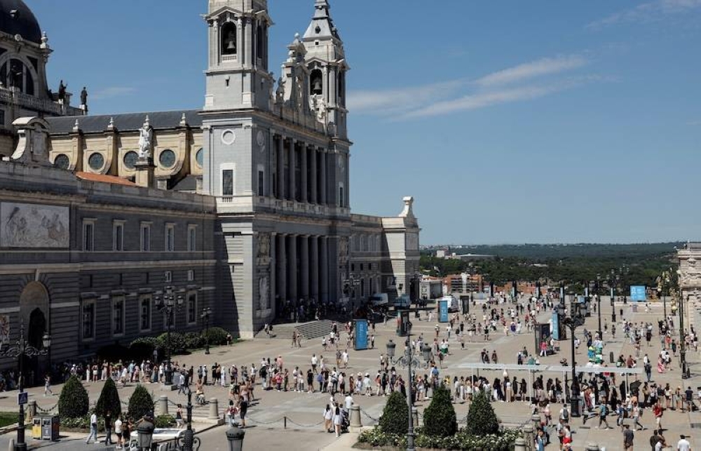 España logra un récord de 94 millones de turistas en 2024