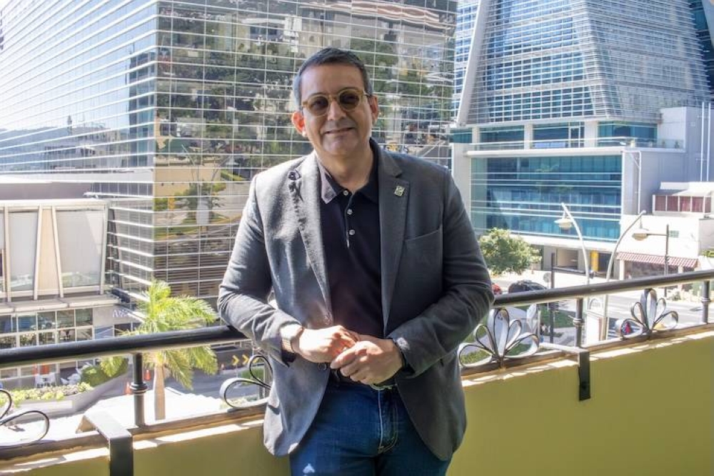 Arquitecto dominicano dice que los desafíos del crecimiento urbano requieren respuesta de orden y movilidad