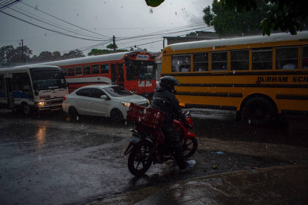 Vaguada generará lluvias en el primer día de 2025, advierte el Marn