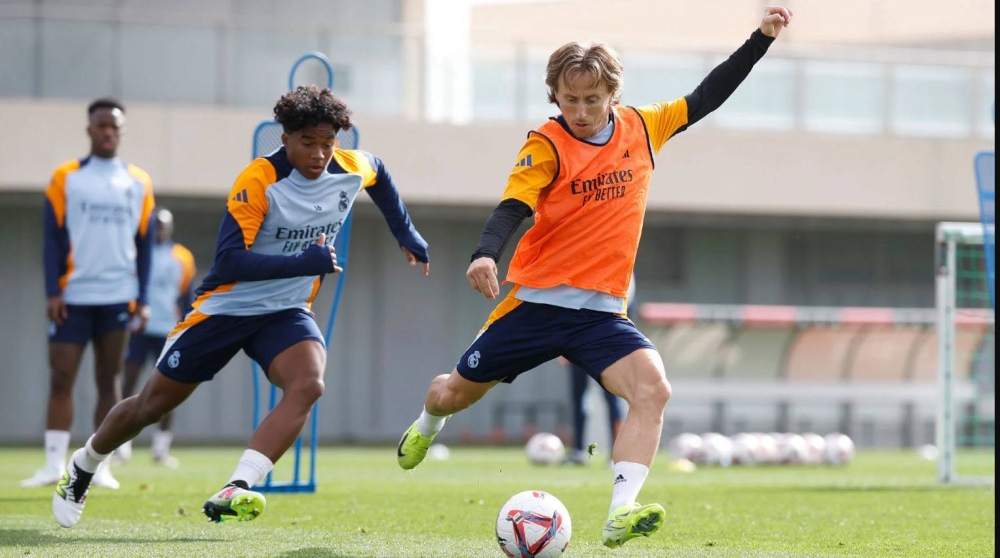 Real Madrid abre el año con su juego pendiente contra Valencia