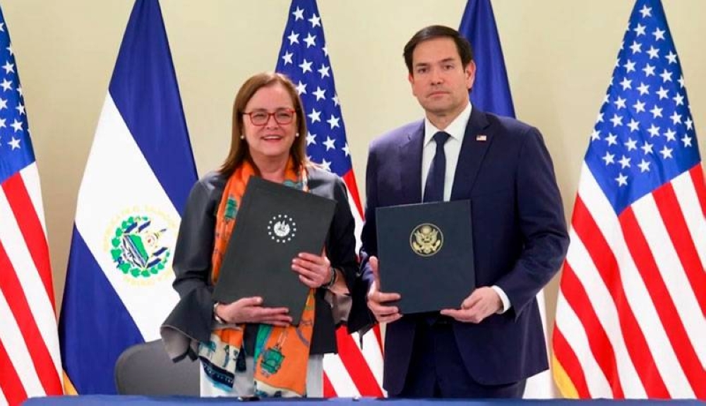 EEUU y El Salvador firman memorando de cooperación nuclear