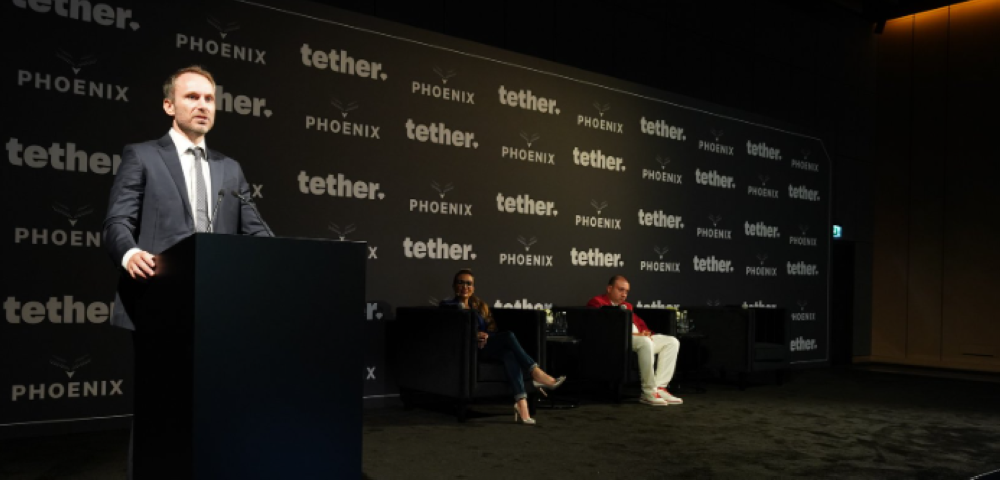 CEO de Tether: El Salvador se ha establecido como un centro mundial de activos digitales