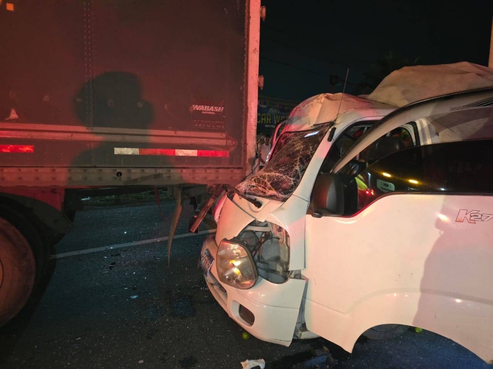 Accidentes dejan una mujer lesionada y un quemado en la madrugada de este miércoles