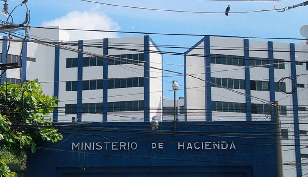 Hacienda continuará en 2026 y 2027 con reducción de la masa salarial