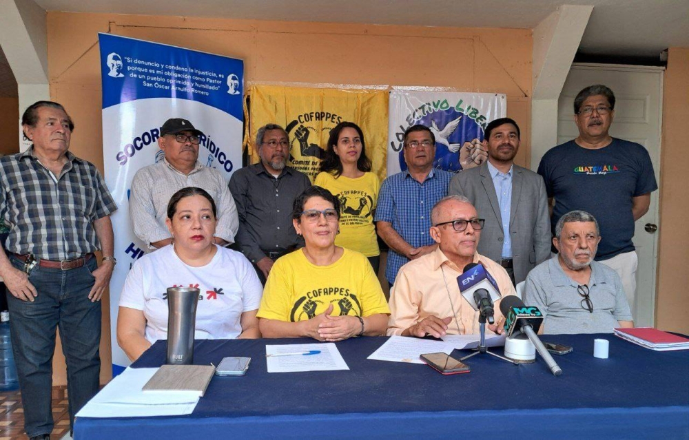 Eugenio Chicas guarda prisión en penal La Occidental de Santa Ana