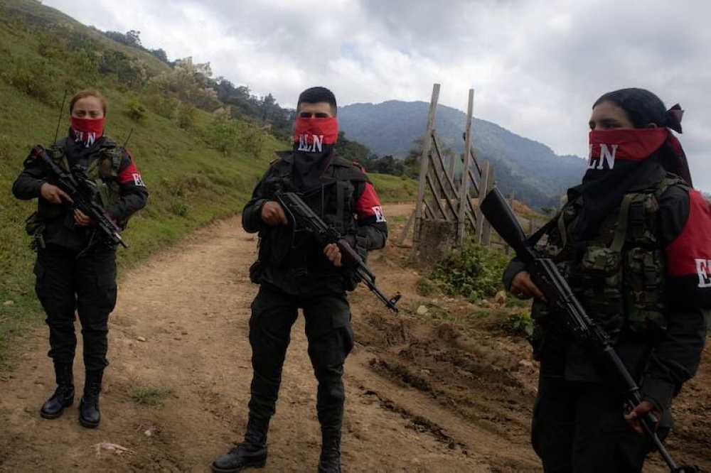 La guerrilla colombiana amenaza con una «guerra total» pese a promesas de paz de Petro