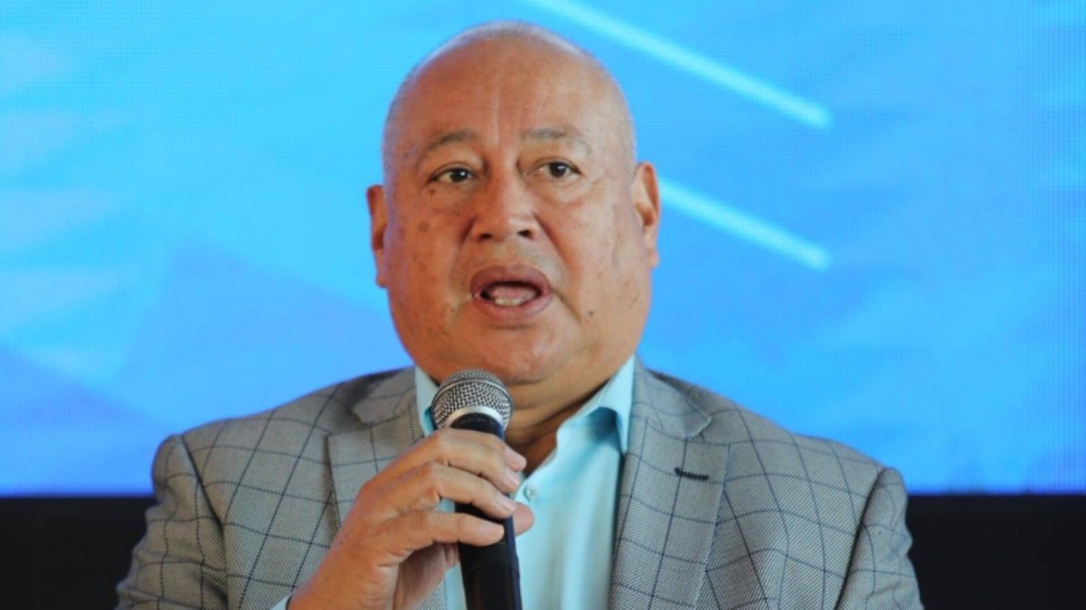 Mayoría de partidos de la Primera División no rindieron minuto de silencio al «Pájaro» Huezo, ¿por qué ocurrió el descuido?