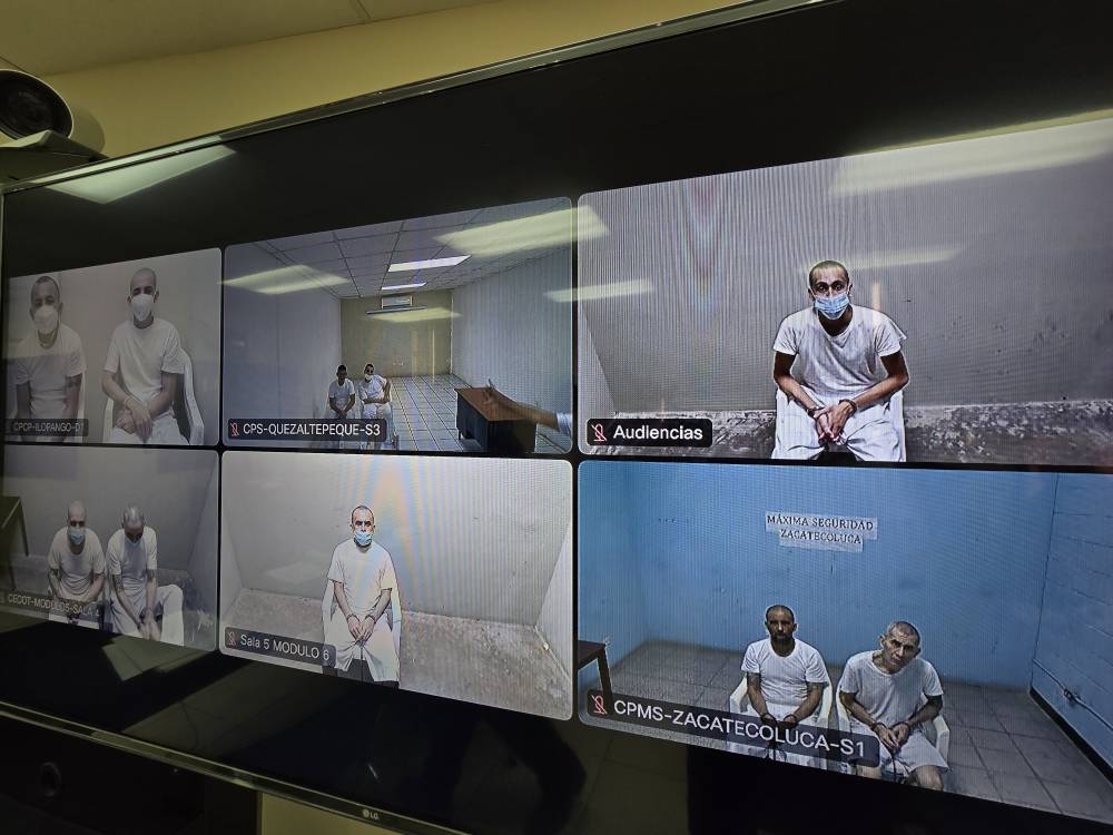 Inicia juicio contra 21 presuntos pandilleros de la MS-13 por crímenes en EEUU y El Salvador