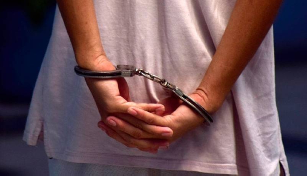 Condenan a madre, padrastro y abuela por violar y grabar a una menor