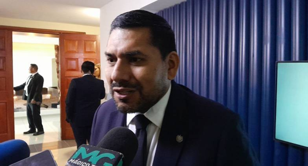 Arena sugiere reforma para «poner candado» a Fondo de Pensiones