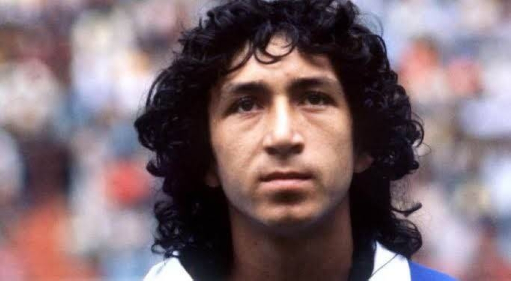 Jorge «Mágico» González cumple 67 años, una leyenda viva de El Salvador