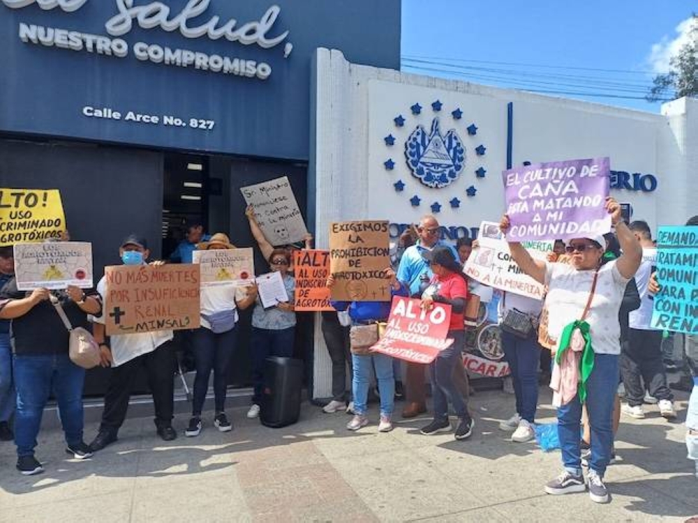 Afectados por insuficiencia renal demandan atención médica