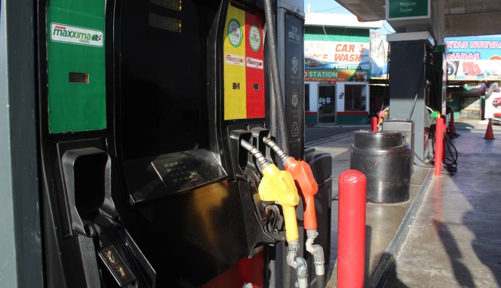 Combustibles bajarán hasta $0.11 esta quincena