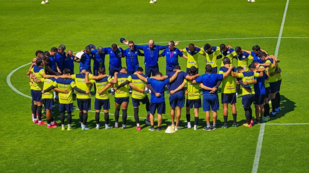 La era de Hernán «Bolillo» Gómez inicia con un amistoso ante Houston Dynamo