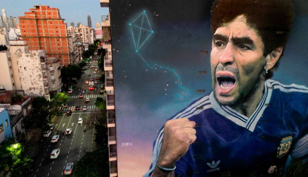 Policía dice que no había «elementos médicos» en la habitación de Maradona cuando murió