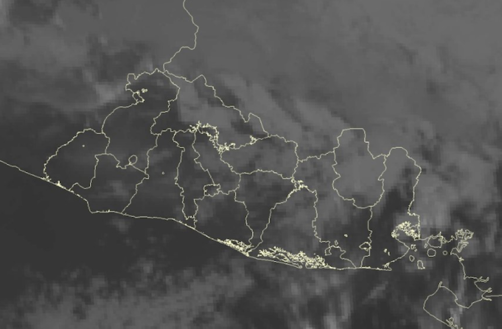 Prevalecerá ambiente caluroso y nublado este miércoles en El Salvador