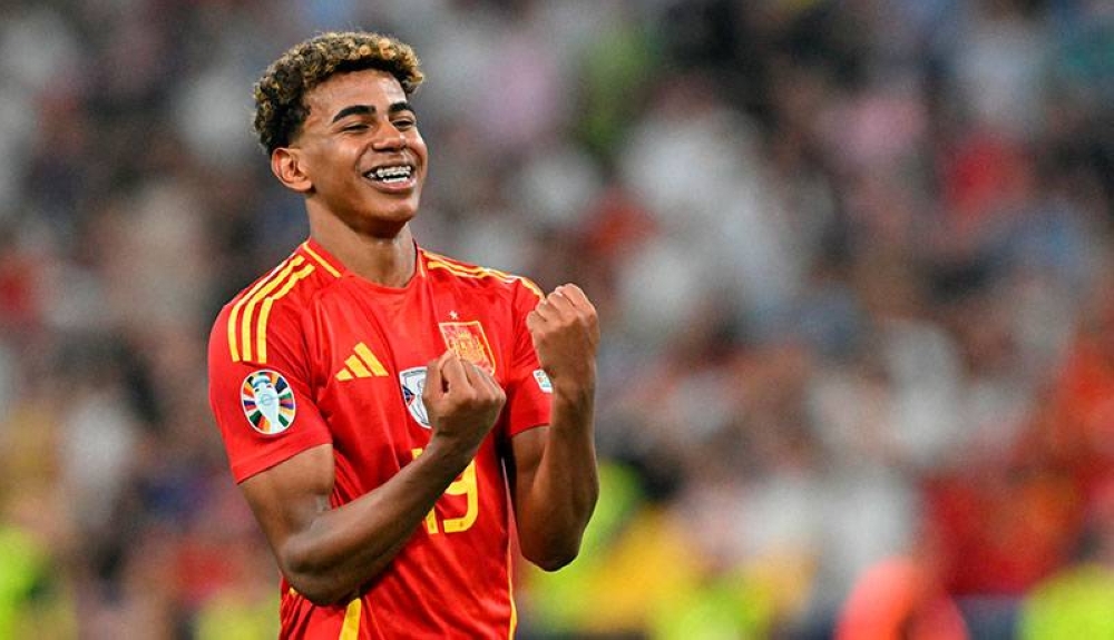 Seleccionador español: «Lamine será un futbolista de leyenda que marcará una época»