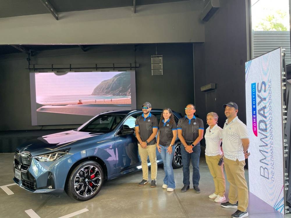 BMW y Excel El Salvador celebran el mes de la mujer con una edición especial del BMW Days y el lanzamiento de la nueva BMW X3