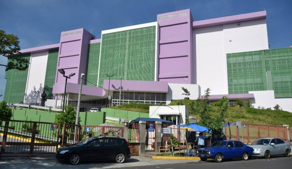 Más de 50 mujeres murieron por cáncer en el Hospital Nacional de la Mujer en nueve meses del 2024