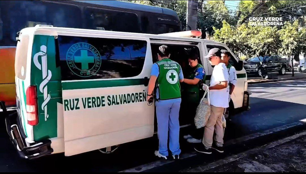 Tres lesionados deja accidente en la Alameda Manuel Enrique Araujo