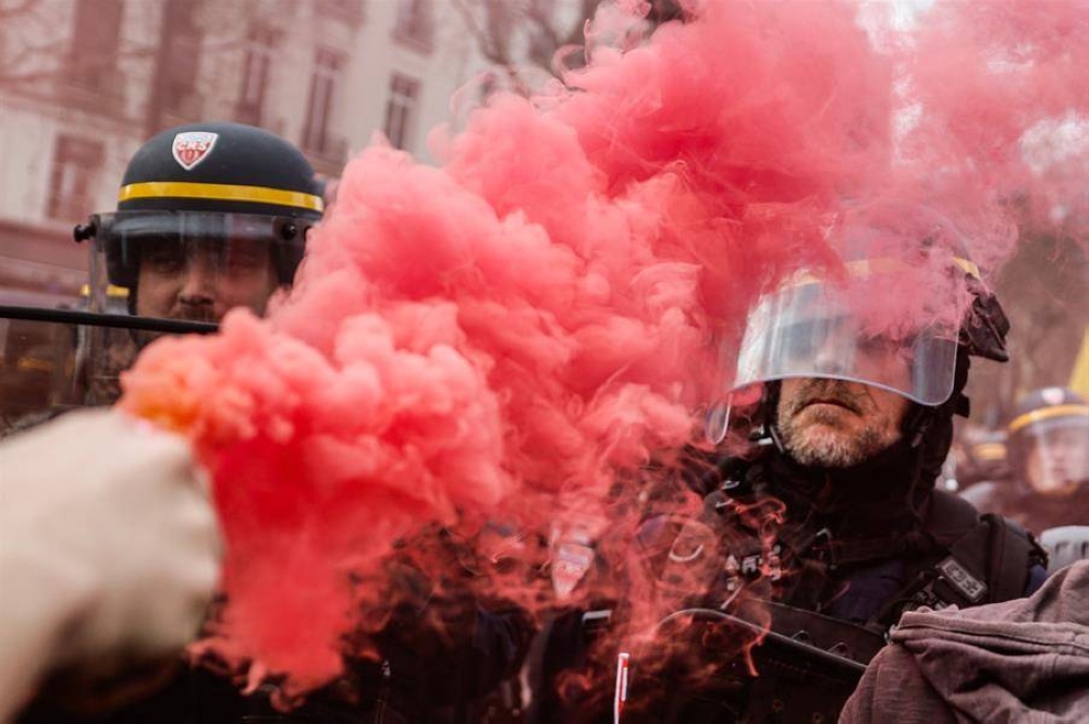 Decenas de miles de manifestantes en Francia contra el racismo con altercados en París