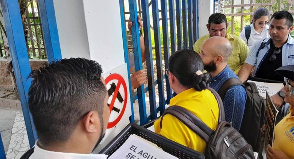 Con 59,906 firmas, organizaciones piden declarar inconstitucional ley de minería metálica