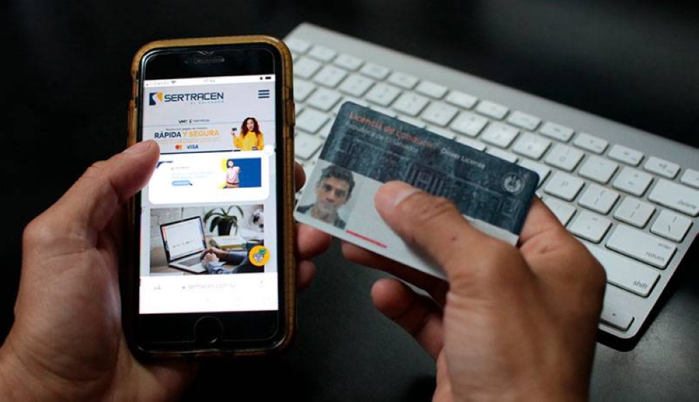 VMT: Si FGR localiza licencias compradas tendrían que someterse a los exámenes