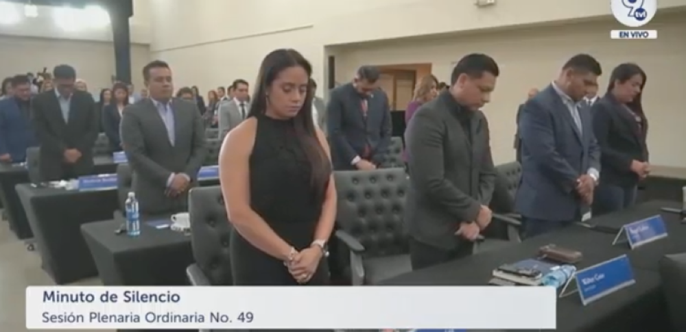 Diputados recuerdan y hacen minuto de silencio para diputado suplente Cristian Bonilla