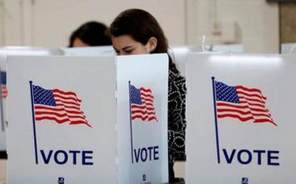 Trump firma una orden ejecutiva que exige prueba de ciudadanía para votar