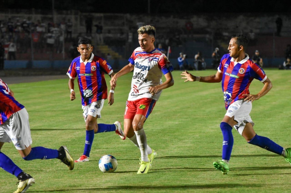 El líder Firpo recibe a FAS en el duelo más atractivo de la jornada 14 del Clausura 2025