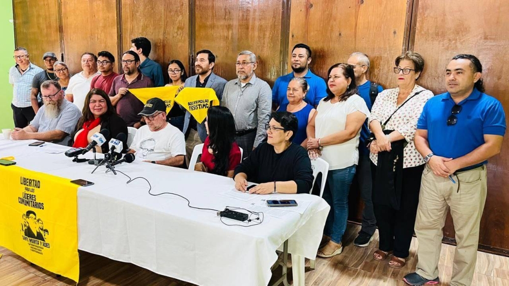 Organizaciones dicen que el sistema judicial está «a prueba» tras la entrega de más de 59,000 firmas contra de la minería