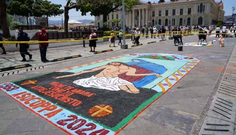Alcaldía capitalina premiará con $1,600 a primer lugar en concurso de alfombras de Semana Santa