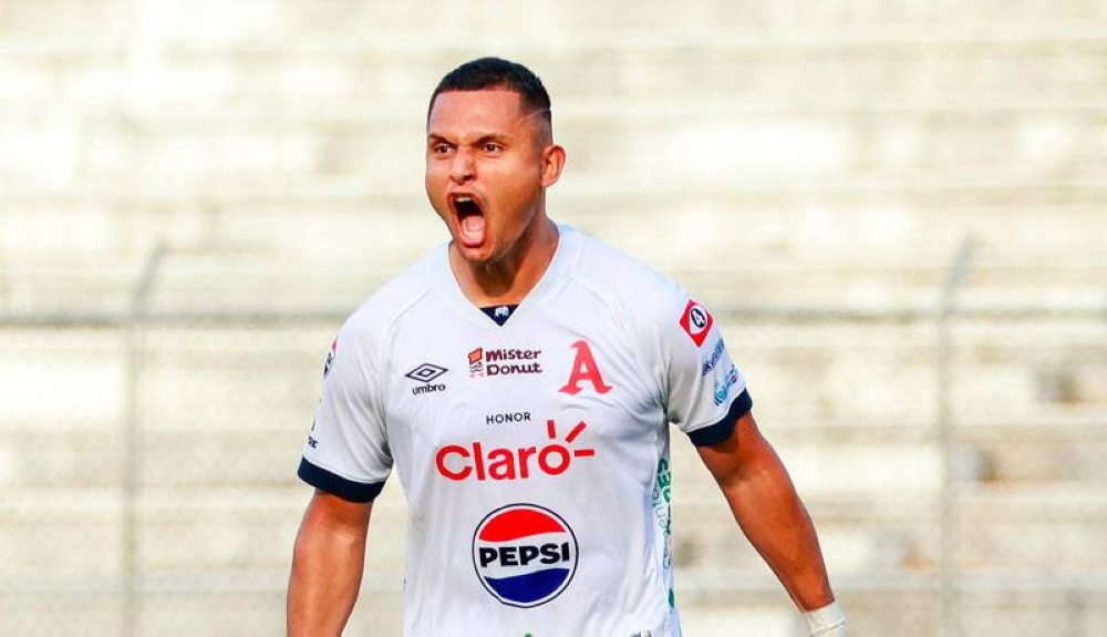 Alianza vence a Dragón y suma su tercera victoria consecutiva