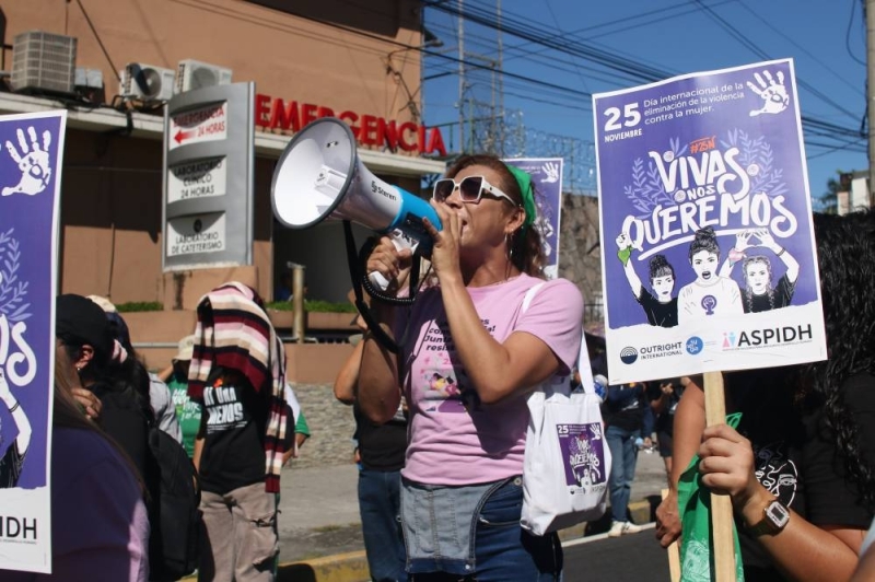 Demandan transparencia en registros de feminicidios en El Salvador