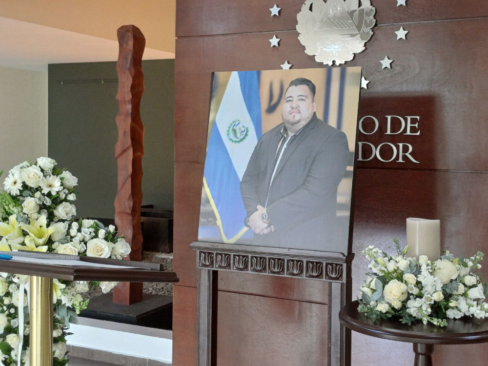 Asamblea rinde homenaje póstumo a Cristian Bonilla, diputado suplente y exconcejal de Ilopango